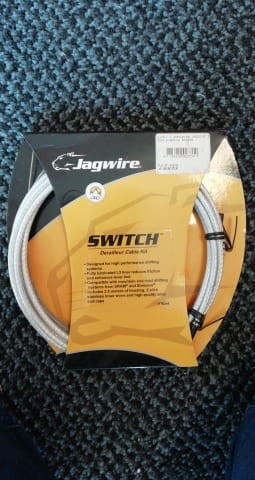 ZESTAW LINEK I PANCERZY JAGWIRE SWITCH srebrny DCK201.jpg