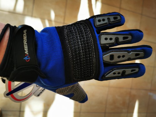 RĘKAWICZKI MERIDA DŁ PALEC.jpg