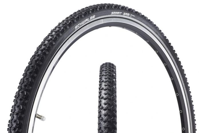OPONA SMART SAM 700 x 35.JPG