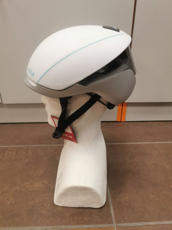 Kask bolle messenger standard bialy_2.jpg