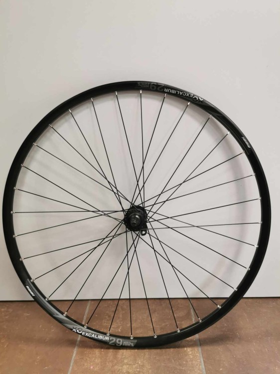 KOŁO 29 RODI PRZÓD Centerlock_2.jpg
