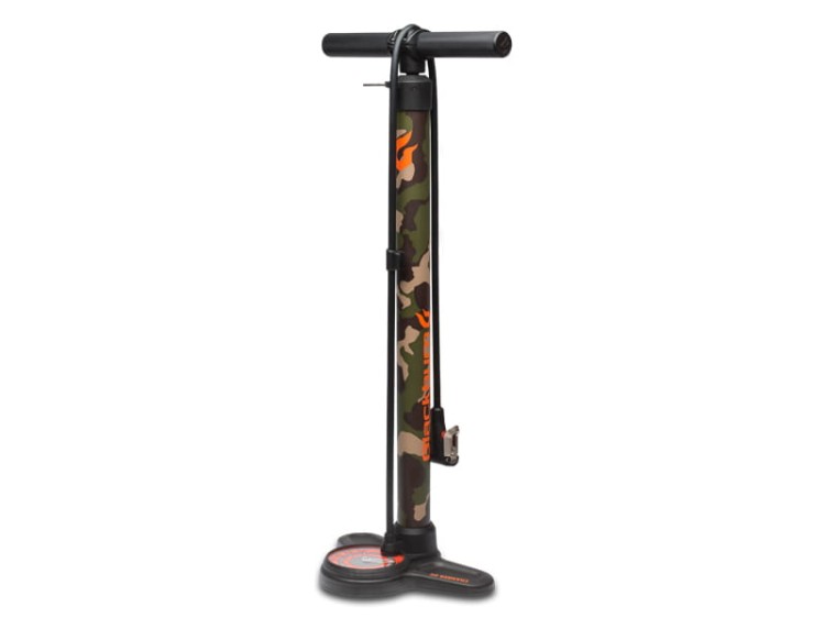 Pompka podlogowa BLACKBURN CHAMBER HV 50psi kamuflaż.jpg