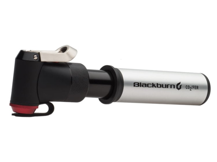 Pompka ręczna BLACKBURN MAMMOTH CO2'FER HV 50psi + nabój CO2 16g srebrna.jpg